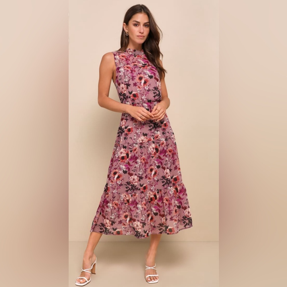 NYT Lulus Mauve Floral Print Midi Dress! Lightweight woven chiffon